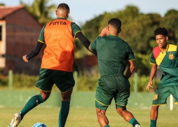 Sampaio busca a primeira vitória fora de casa